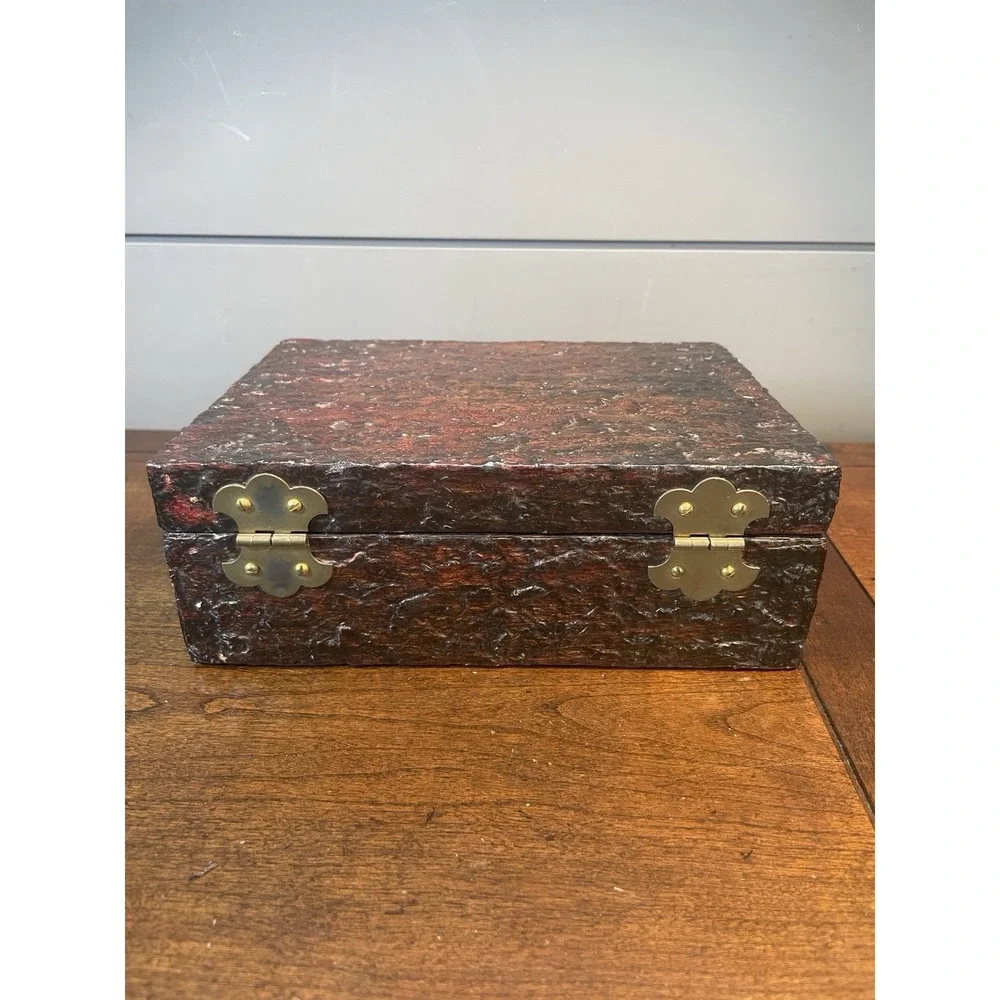 Vintage Antique Textured Lacquered Wood & Brass Jewelry Trinket Cigar Spell Box